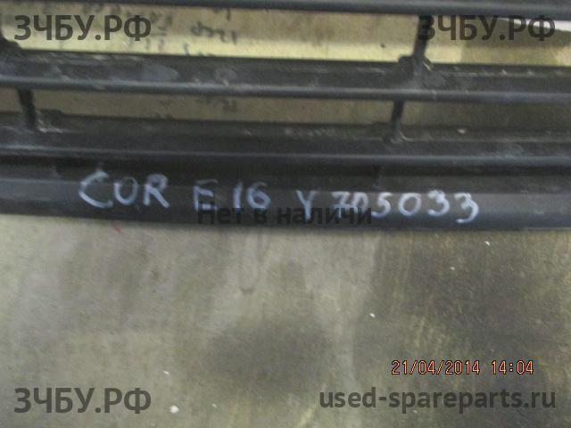 Toyota Corolla (E16 - E17) Решетка в бампер