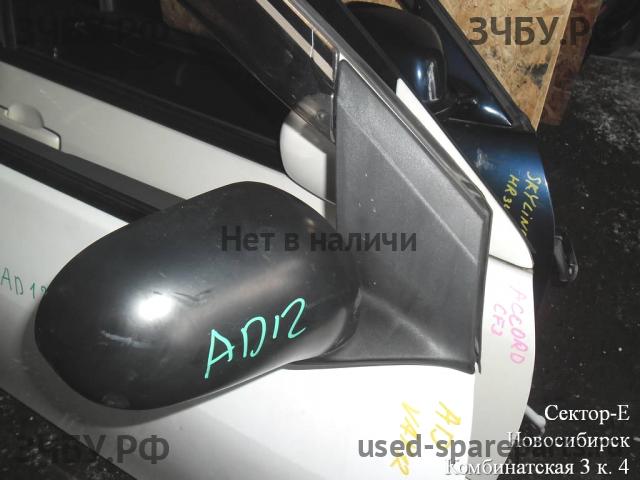 Nissan AD 3 (Y12) Зеркало правое электрическое