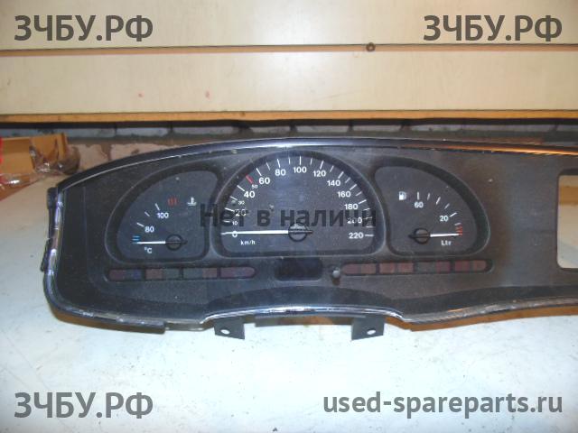 Opel Vectra B Панель приборов