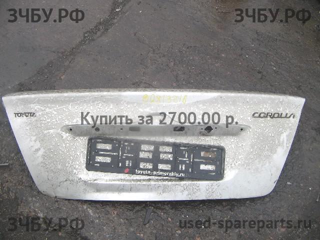 Toyota Corolla (E12) Крышка багажника