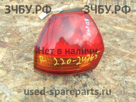 Nissan AD 2 (Y11) Фонарь правый