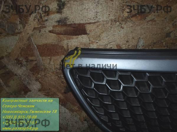 Toyota Corolla (E12) Решетка радиатора