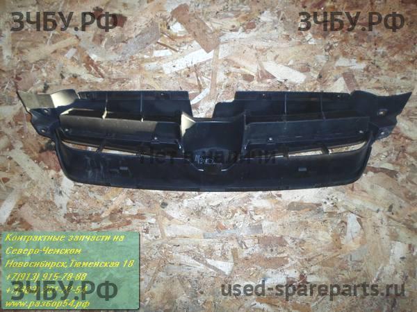 Subaru Legacy 4 (B13) Решетка радиатора