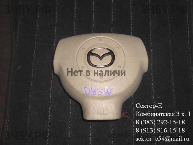 Mazda Demio 2 [DY] Накладка звукового сигнала (в руле)