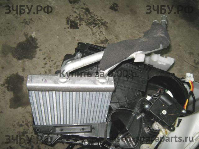 Nissan X-Trail 1 (T30) Радиатор отопителя