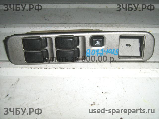 Mitsubishi L200 (3)[K6;K7] Кнопка стеклоподъемника передняя левая (блок)