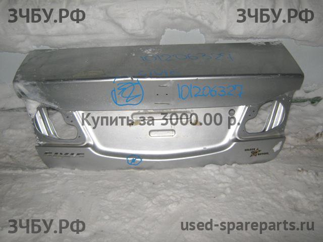 Honda Civic 8 (5D) Крышка багажника