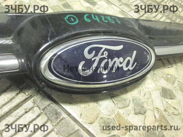 Ford Focus 3 Решетка радиатора