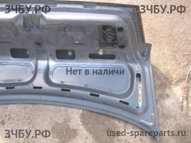 Suzuki Swift 1 Крышка багажника