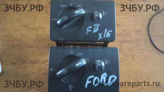 Ford Focus 2 Кнопка управления светом фар