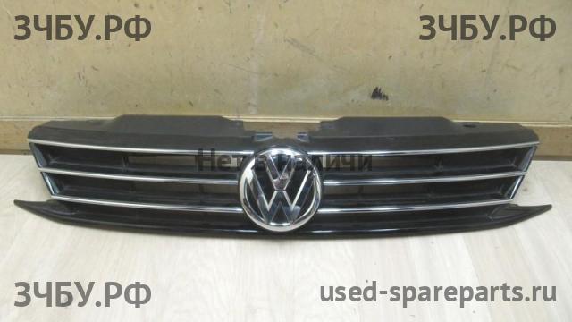 Volkswagen Jetta 6 Решетка радиатора