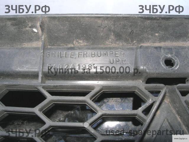 Mitsubishi Outlander 2  XL(CW) Решетка радиатора