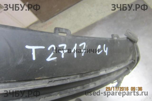 Citroen C4 (2) Решетка радиатора