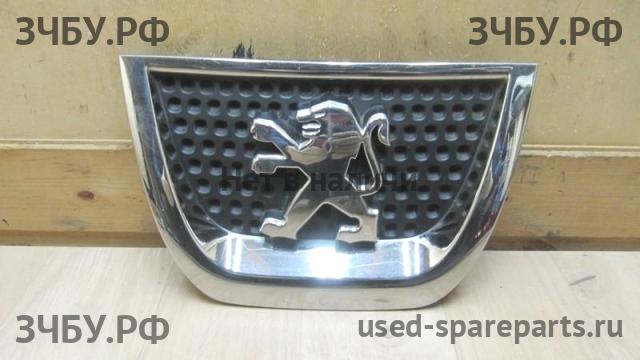 Peugeot 3008 (1) Эмблема (логотип, значок)