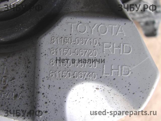 Toyota Camry 6 (V40) Фара левая