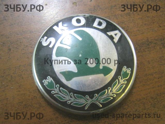 Skoda Fabia 2 Эмблема (логотип, значок)