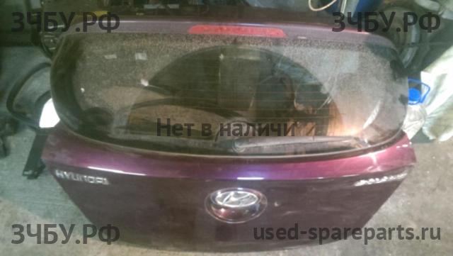Hyundai Solaris 1 Дверь багажника со стеклом