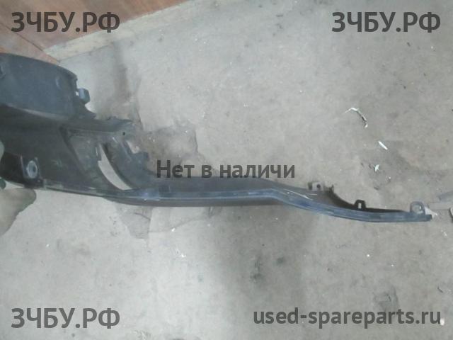 Mitsubishi Outlander 2 XL(CW) Накладка заднего бампера правая