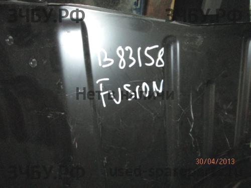 Ford Fusion Пол багажника