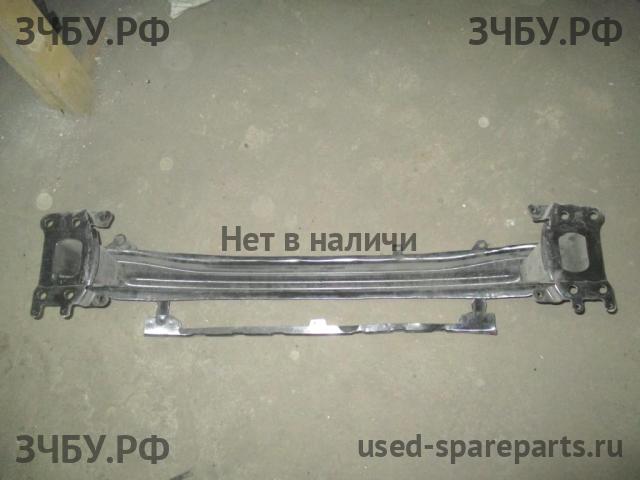 Skoda Octavia 2 (А5) Усилитель бампера передний