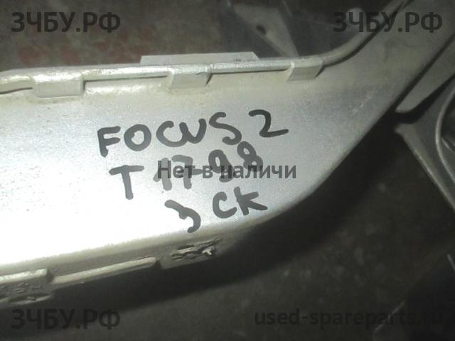 Ford Focus 2 Панель передняя (телевизор)