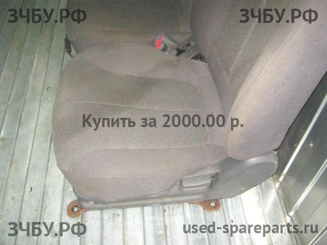 Hyundai Accent 2 Сиденья (комплект)