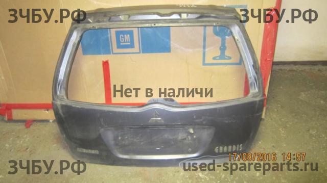 Mitsubishi Grandis (NA4W) Дверь багажника