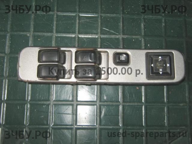 Mitsubishi L200 (3)[K6;K7] Кнопка стеклоподъемника передняя левая (блок)