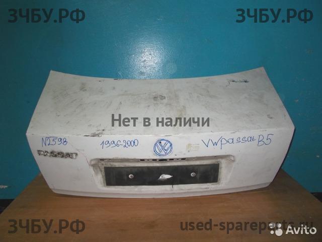 Volkswagen Passat B5 Крышка багажника