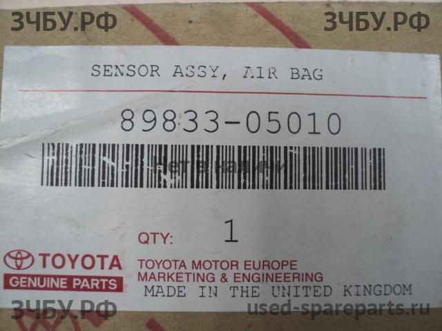Toyota Avensis 2 Датчик удара AIR BAG (SRS)