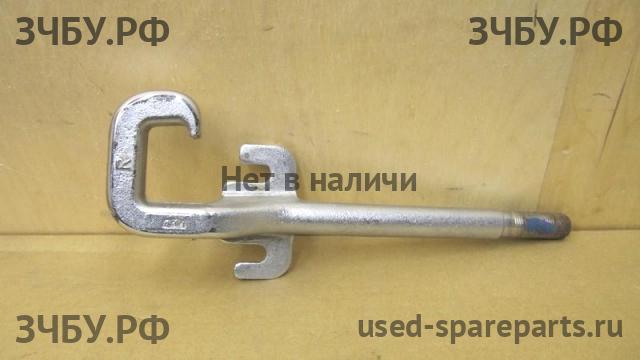 Jeep Grand Cherokee 4 Крюк буксировочный (рым)