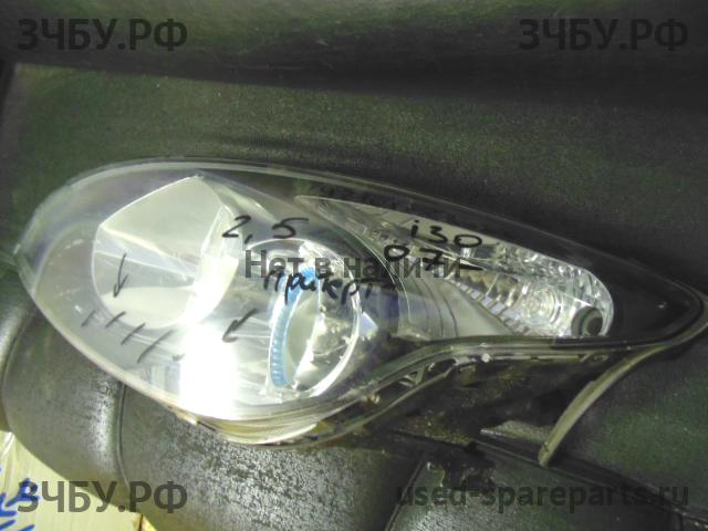 Hyundai i30 (1) [FD] Фара левая