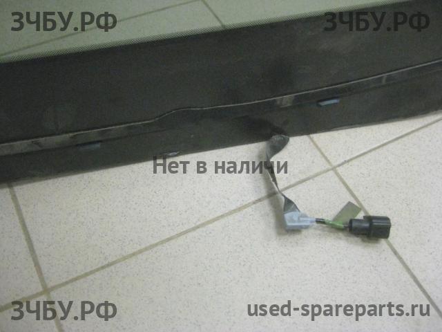 Определить Определить Стекло лобовое (ветровое)