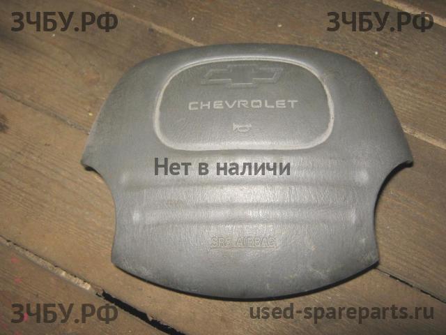 Chevrolet Tracker 1 Подушка безопасности водителя (в руле)