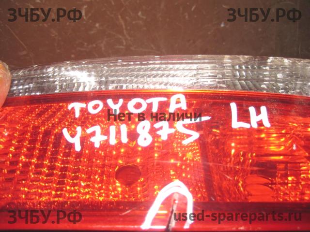 Toyota Corolla (E16 - E17) Фонарь левый