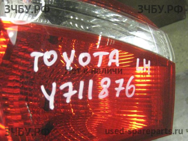 Toyota Corolla (E16 - E17) Фонарь левый