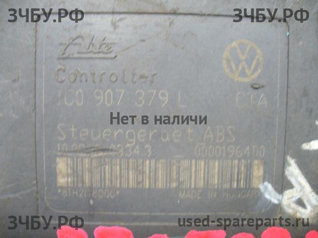 Skoda Octavia 2 (A4) Блок ABS (насос)
