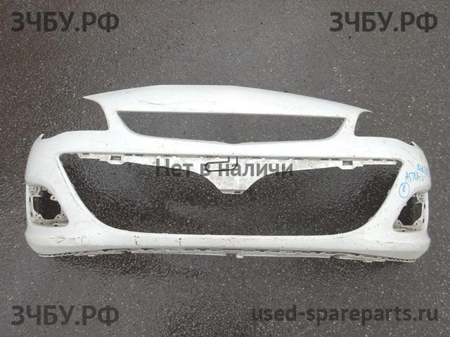Opel Astra J Бампер передний