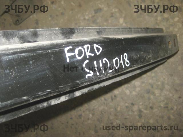 Ford Focus 3 Усилитель бампера задний