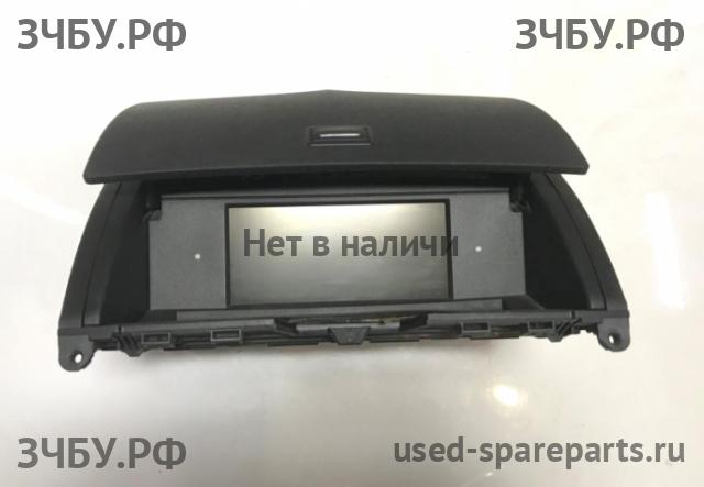 Mercedes W204 C-klasse Дисплей информационный