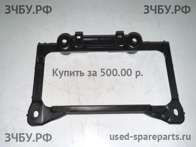 BMW 5-series E60/E61 Накладка декоративная на кулису (консоль)