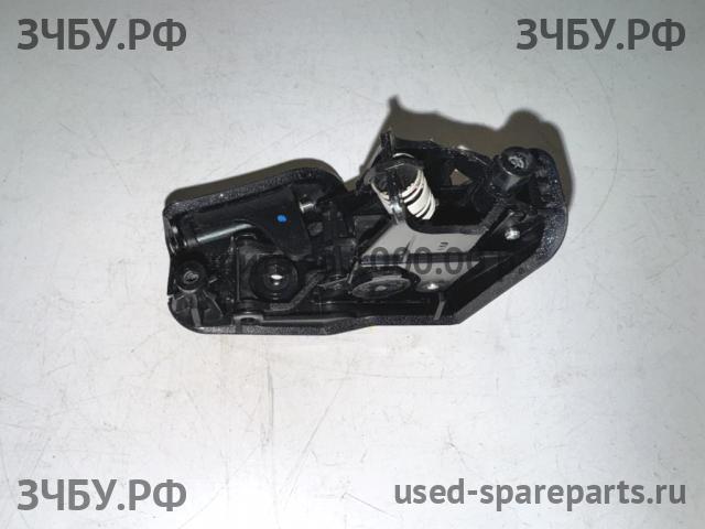 BMW 5-series E60/E61 Замок бардачка