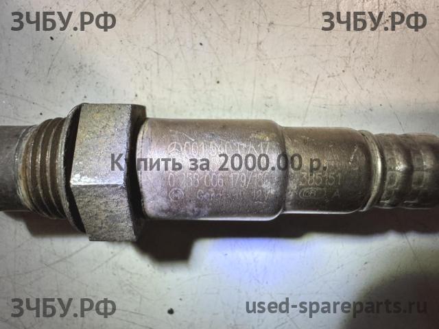 Mercedes W203 C-klasse Датчик кислородный (Lambdasonde)