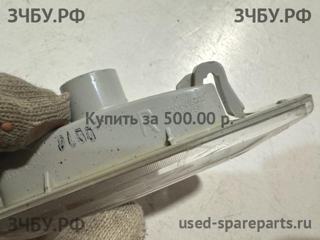 Hyundai Solaris 2 Указатель поворота в крыло (повторитель)