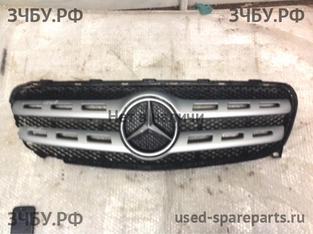 Mercedes GLA-klasse (X156) Решетка радиатора