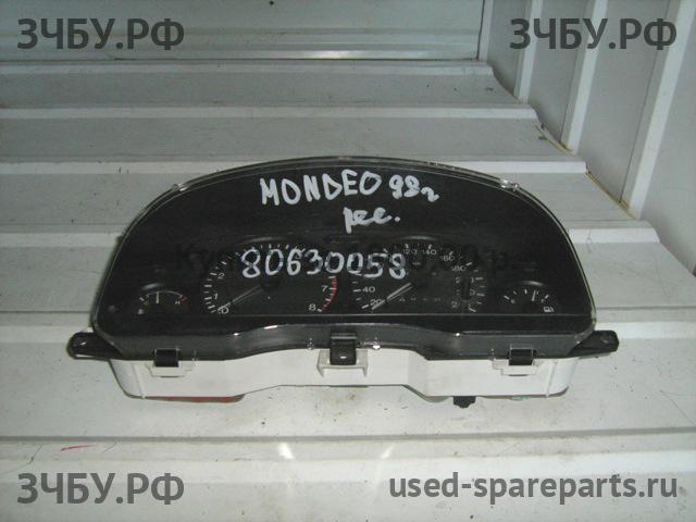 Ford Mondeo 2 Панель приборов