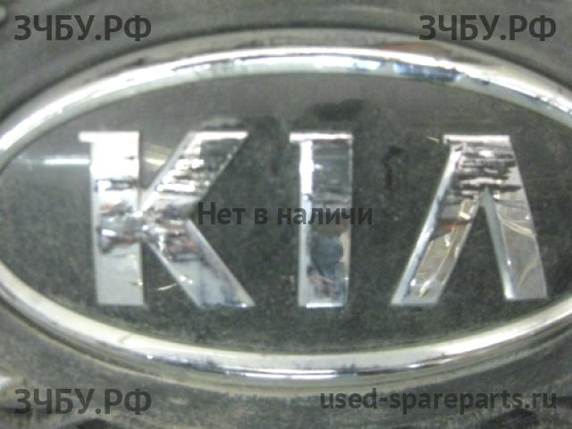 KIA Ceed 1 Решетка радиатора