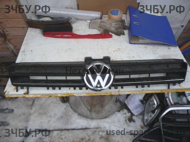Volkswagen Golf 7 Решетка радиатора