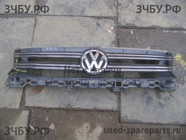 Volkswagen Tiguan 1 (Рестайлинг) Решетка радиатора