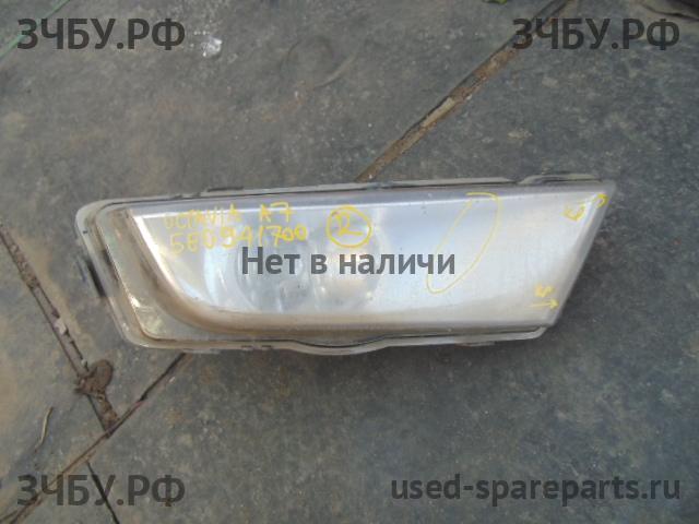 Skoda Octavia 3 (A7) ПТФ правая